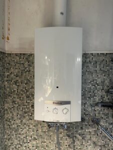 Thermenwartung der Durchlauferhitzer 2