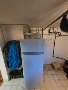 Thermenwartung des Brennwert-Kessels 1